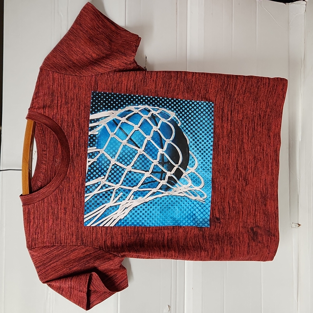 EUC Tek Gear Basketball Boys sz S tshirt